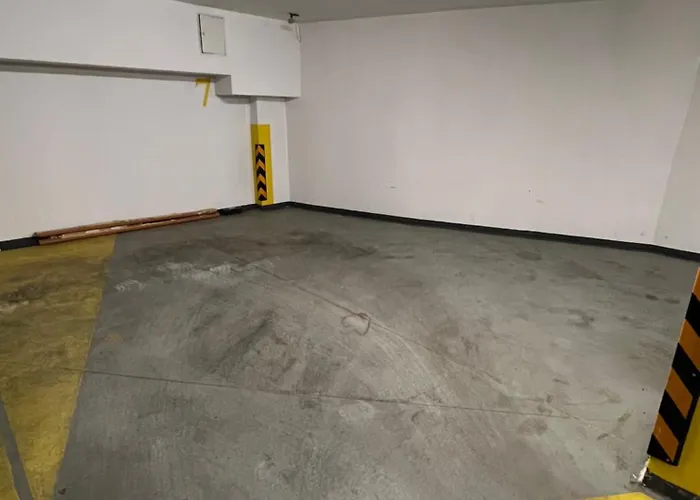 I&m Swietego Mikolaja アパート